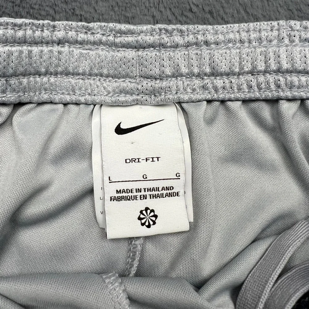 Nike Dri-FIT Boys Gray Black Basketball Athletic Shorts Size Large RN56323